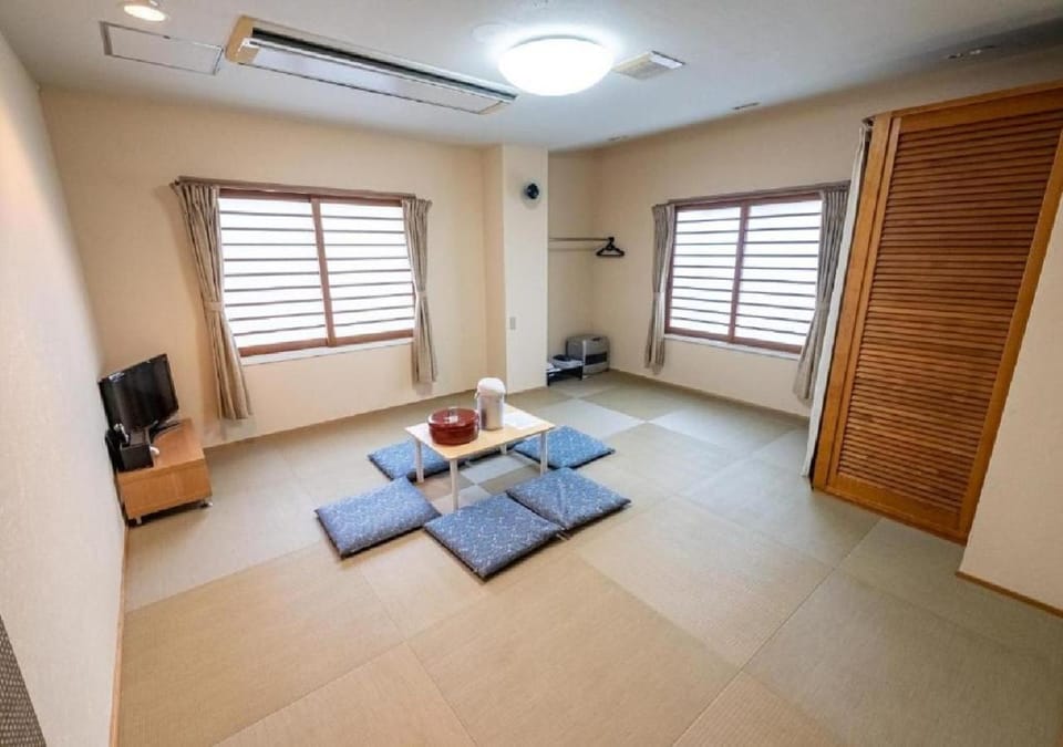 kawagutiko station inn / Vacation STAY 63735 Hotel in Shizuoka Prefecture