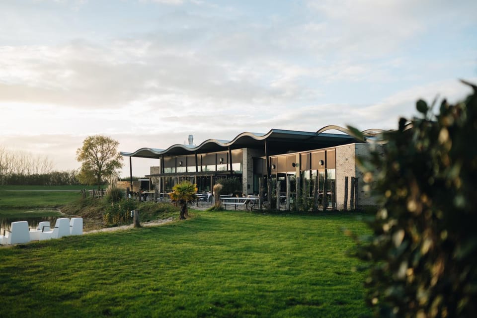 Resort Land & Zee Hotel in Noordwelle