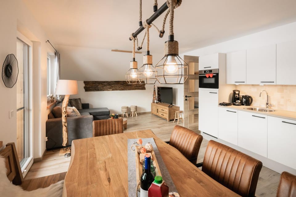 Pistenblick Alpin Hotel in Carinthia, Austria