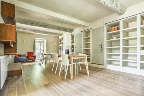 Le Prieure La Madelene Hotel in Malaucène