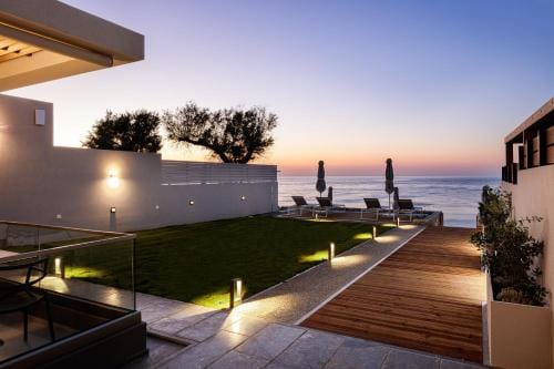 North Coast Seaside Suites Hotel in Rethymno