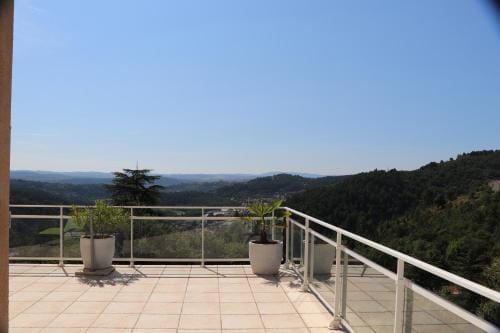 Les Clos De La Vigne Hotel in Provence-Alpes-Côte d'Azur