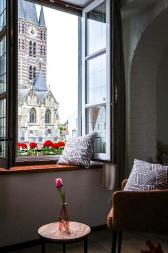 Hotel Crasborn Thorn Hotel in Limburg (province)
