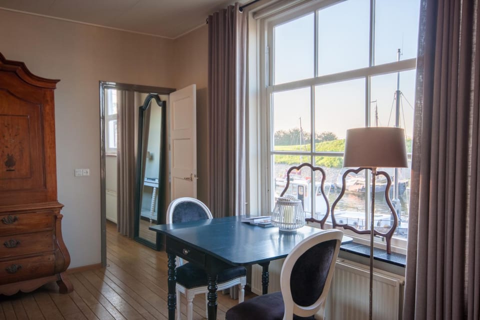 Auberge de Campveerse Toren Hotel in Kamperland