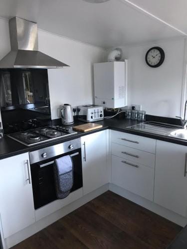Daffodil Lodge Lodge in Wales