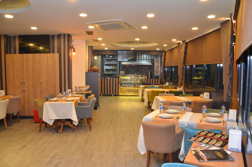 Otel Grand Lark Istanbul Hotel in Istanbul