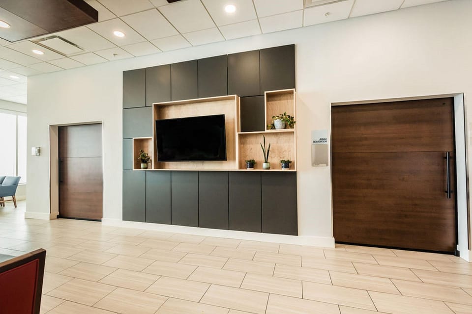 Holiday Inn Express & Suites Edmonton N - St. Albert By IHG Hotel in St. Albert