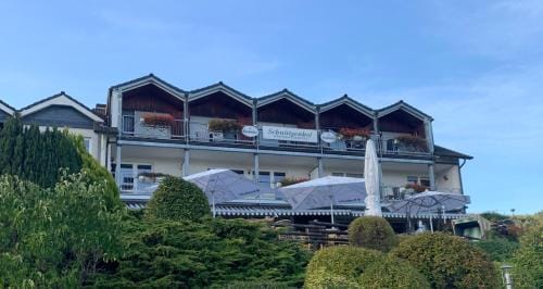 Schnutgenhof Ubernachtung am Biggesee Hotel in Hesse