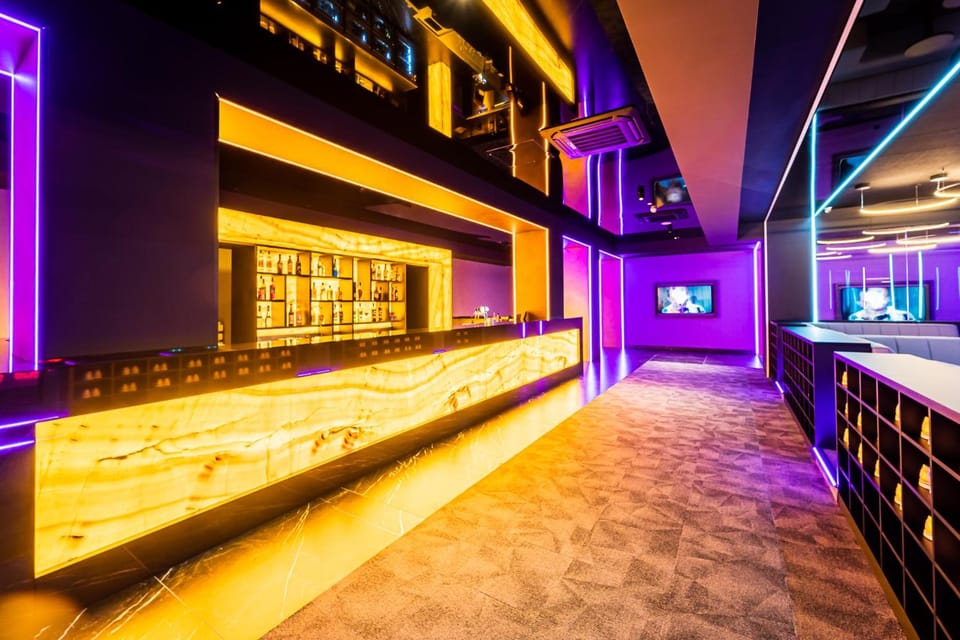 Bowling alley