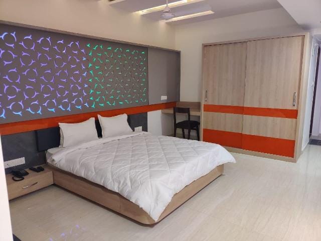 Hotel The Grand Takshak Hotel in Gujarat
