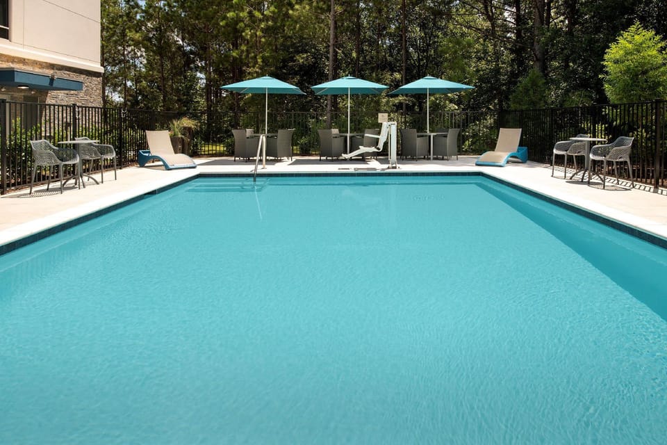 Hampton Inn and Suites by Hilton Lexington Columbia Hotel in Columbia