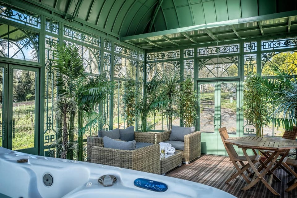 Chateau de Tresse Hotel in Pays de la Loire