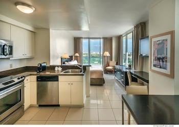 Sonesta Residences By Sunnyside Retreats Hotel in Coconut Grove