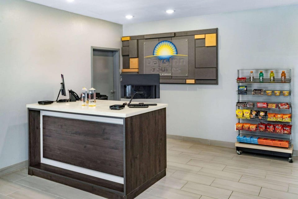 Days Inn & Suites by Wyndham Horn Lake/Memphis Graceland Hotel in Horn Lake