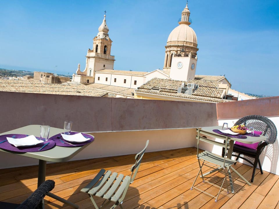 Palazzo Melfi Hotel in Sicily