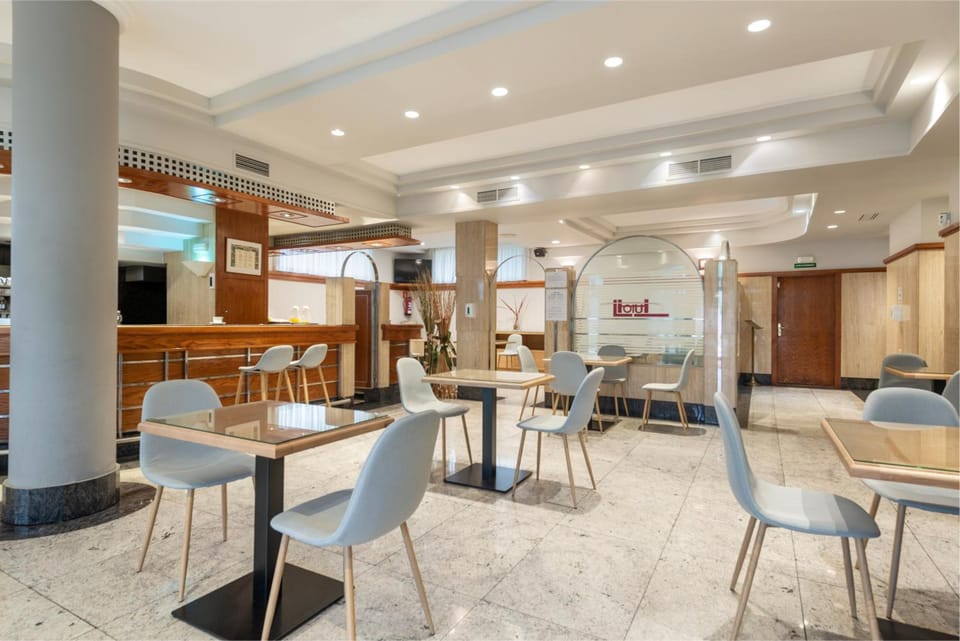 Bar/lounge
