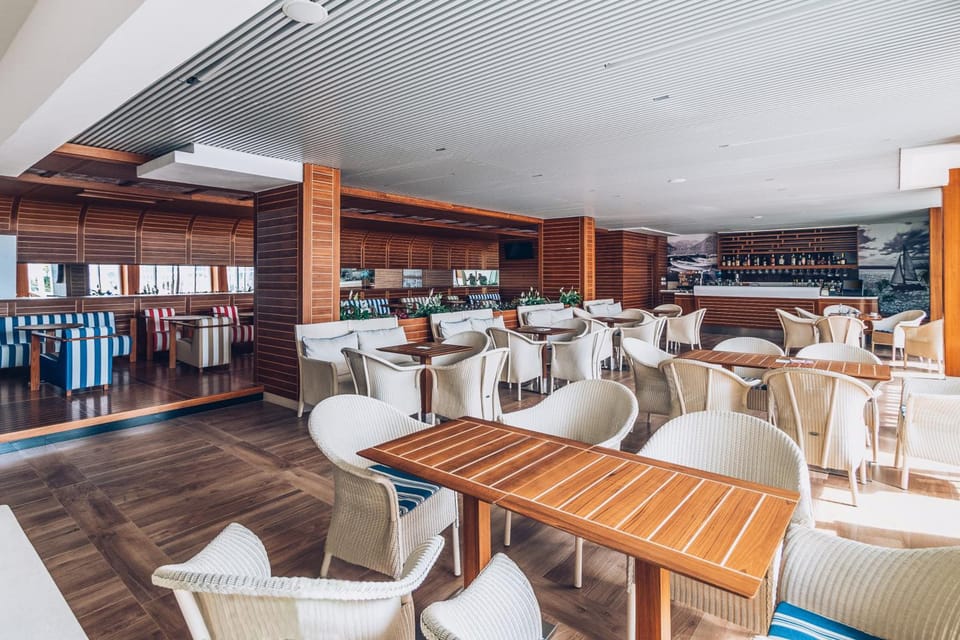 Bar/lounge