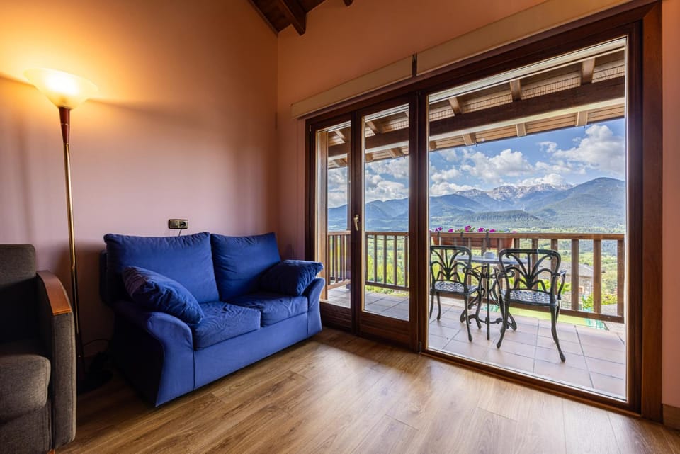 Cerdanya Viva Ecoestades Resort in Cerdanya
