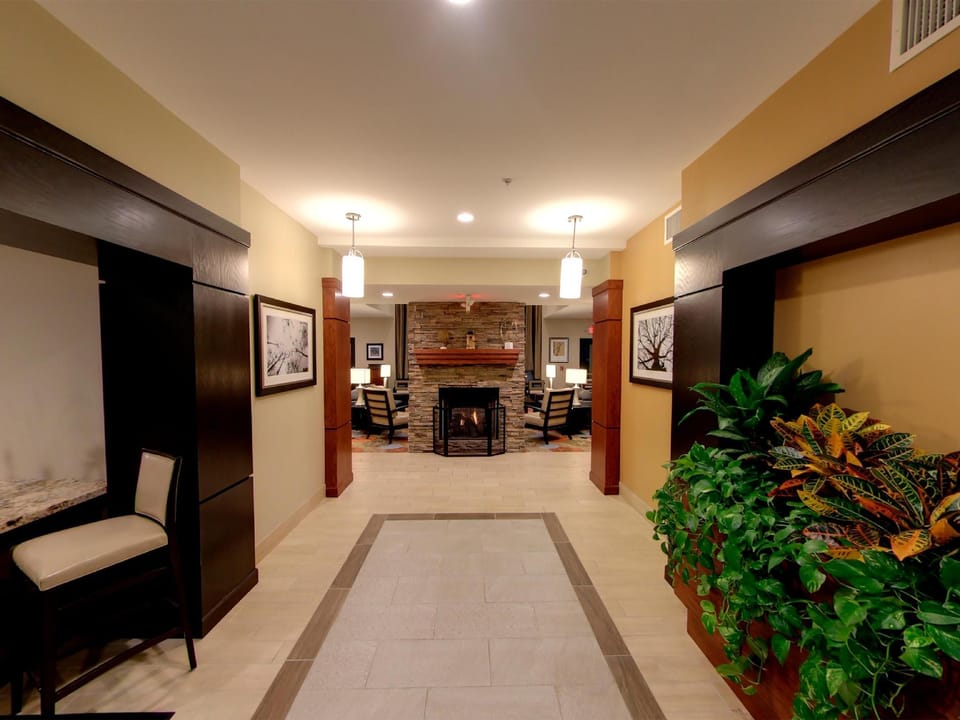 Staybridge Suites Ann Arbor- Research Pkwy By IHG Hotel in Ann Arbor