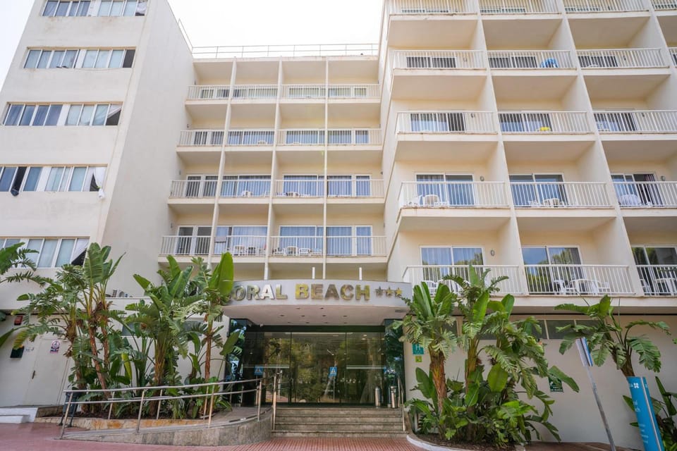 BLUESEA Coral Beach Hotel in Es Canar