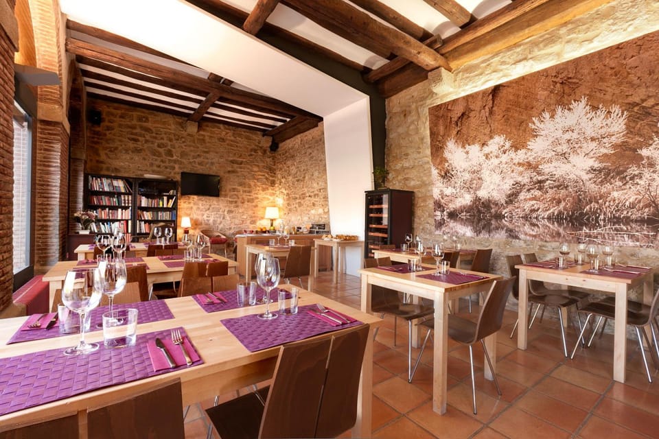 Hospederia de Alesves Hotel in Navarre