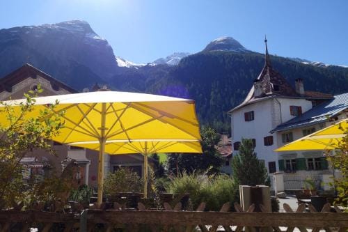Hotel Weisses Kreuz Bergun Hotel in Canton of Grisons