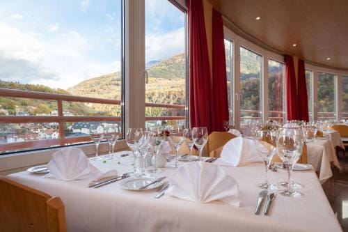 Hotel Alex Business & SPA Hotel in Canton of Valais
