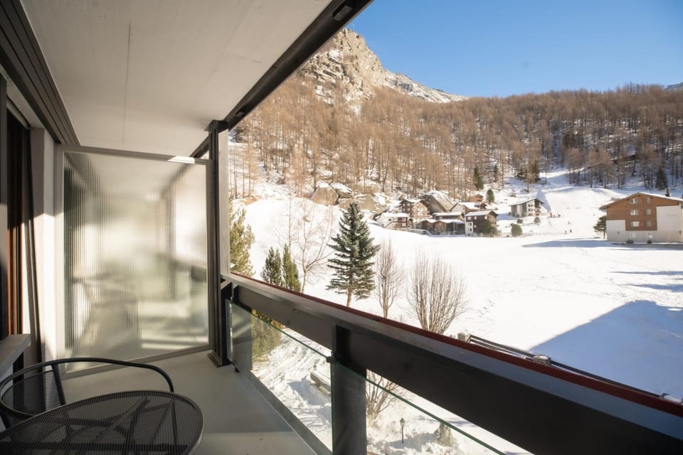 Hotel Alpenhof Hotel in Canton of Valais