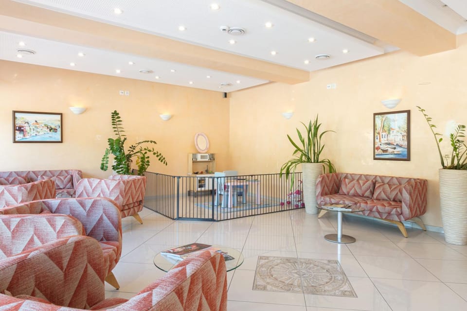 Hotel Tivoli Hotel in Zurich City