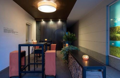 Hotel Weiss Kreuz Hotel in Canton of Grisons