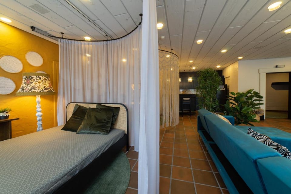 Bar/lounge
