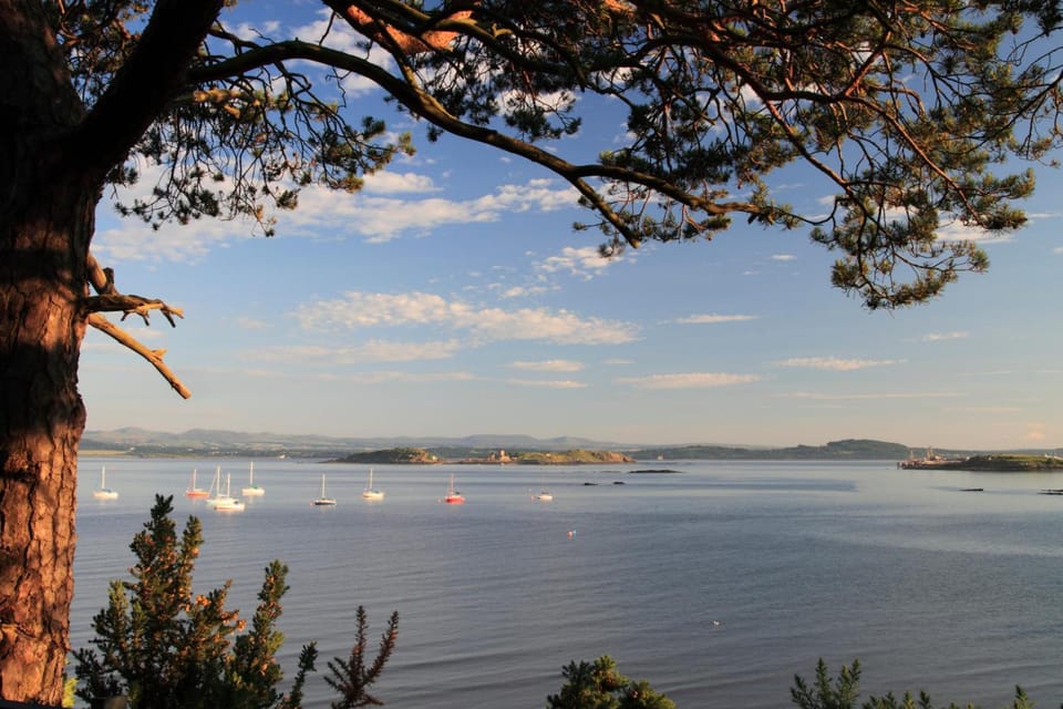 Aberdour Hotel, Stables Rooms & Beer Garden Hotel in Scotland