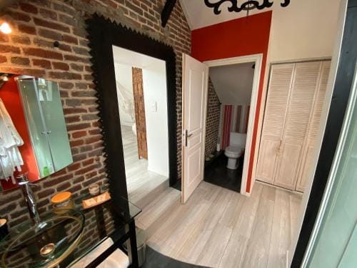 Chambres privees chez le particulier aeroport Lille Lesquin Hotel in Hauts-de-France