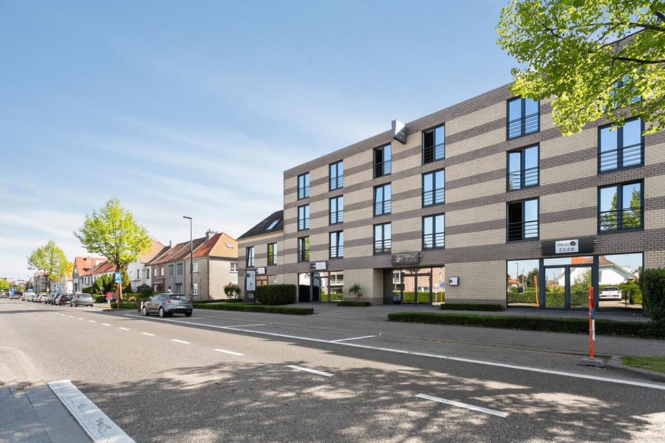 Verac Flats Hotel in Flanders