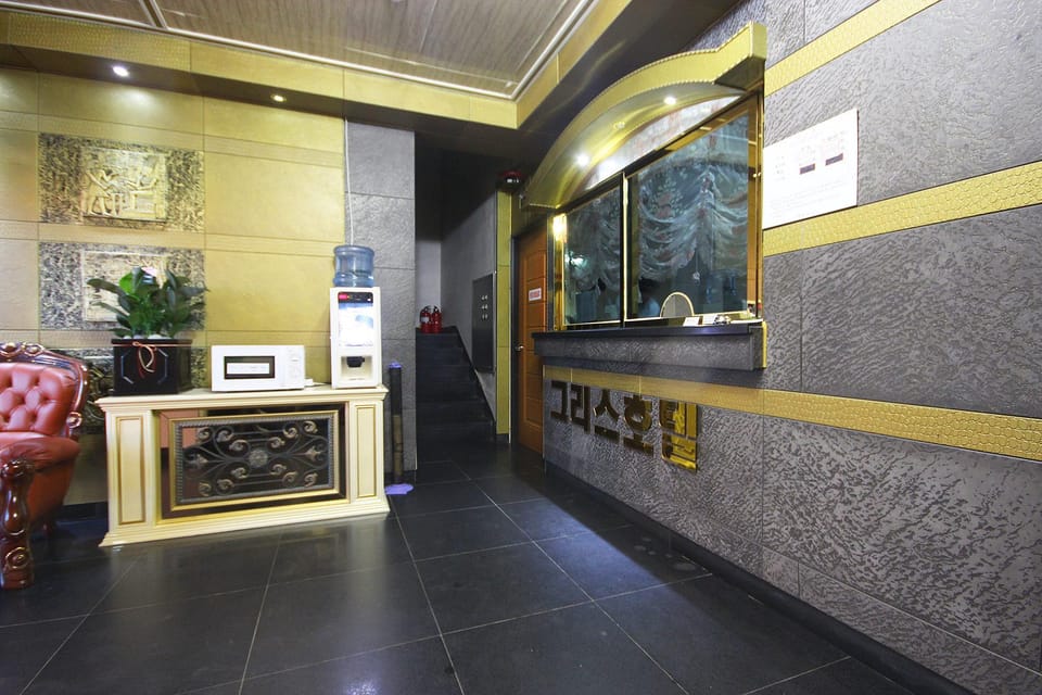 Mokpo Greece Motel in South Korea