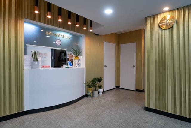 Suwon Station WHITE HOTEL Motel in Gyeonggi-do