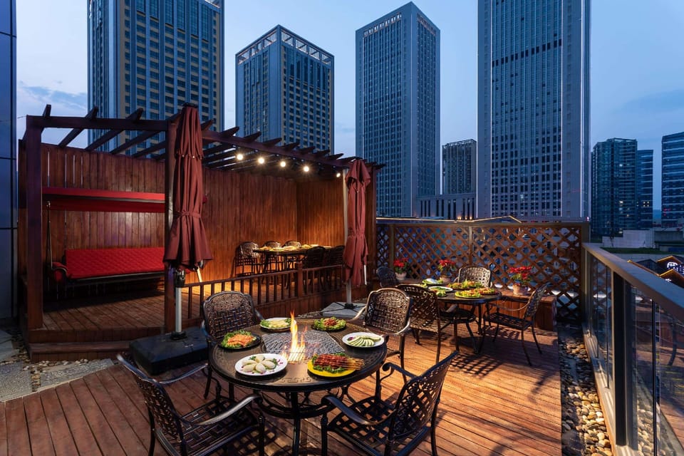 Ramada Encore by Wyndham Kunming West Hotel in China