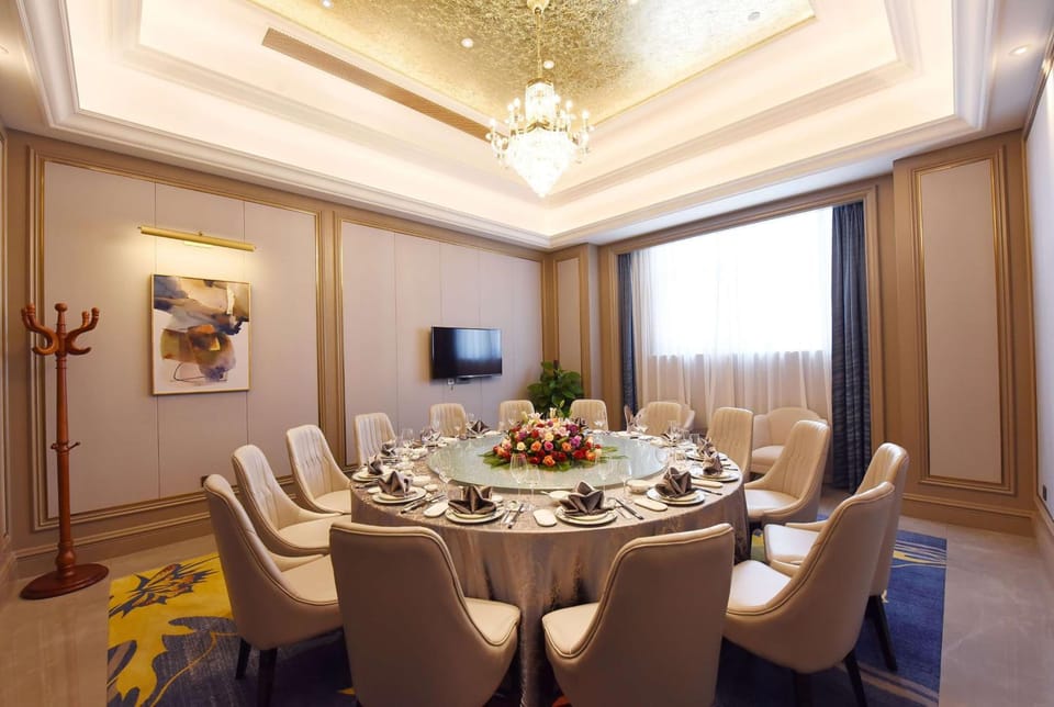 Ramada Plaza by Wyndham Wenzhou Hotel in Zhejiang