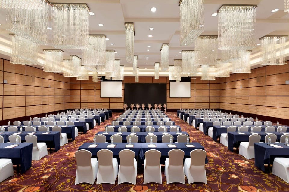 Ramada Plaza by Wyndham Lianyungang Hotel in Jiangsu