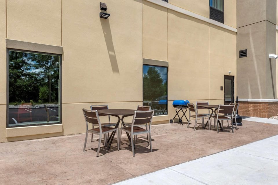 Comfort Suites Dry Ridge Hotel in Williamstown