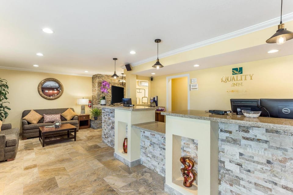 Quality Inn Escondido San Diego North County Hotel in Escondido Village