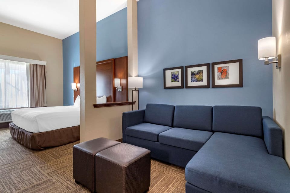 Suite room