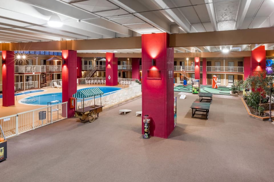 Quality Inn & Suites Richfield Hotel in Brecksville