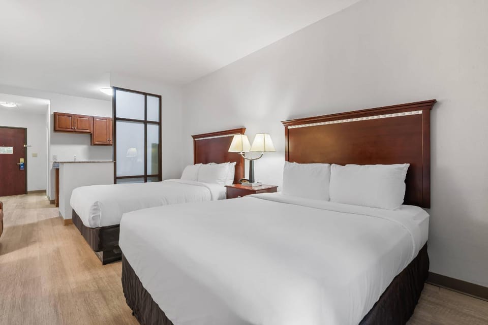 Suite room