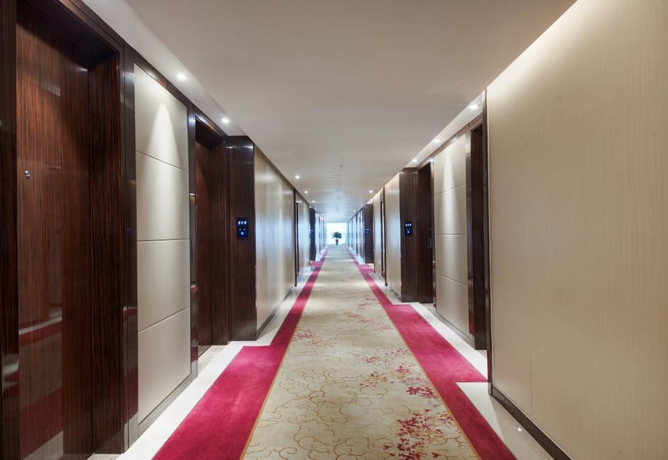 Shuguang International Hotel Jurong Hotel in Nanjing