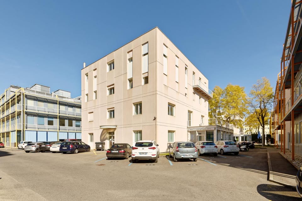 Les Chambres du CTN - NEW Hotel in Canton of Geneva