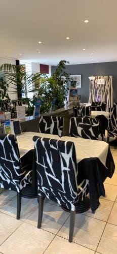 Au P'tit Bonheur Hotel in Lausanne