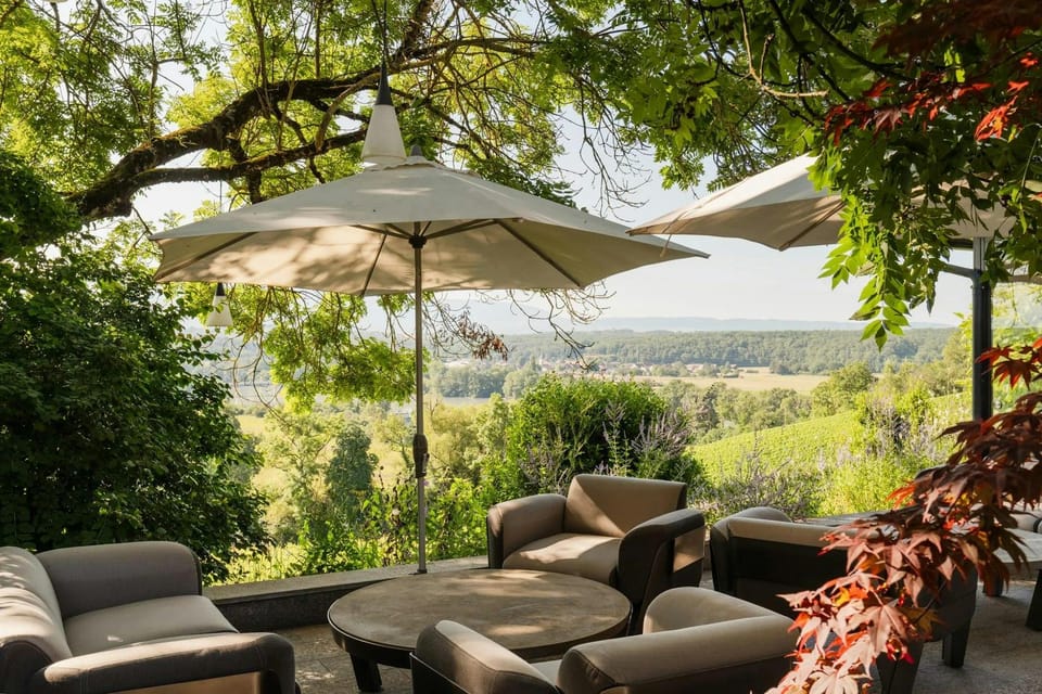 Domaine de Chateauvieux Hotel in Canton of Geneva