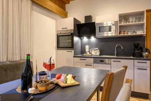 Restaurant Appartements Almdiele Hotel in Tyrol