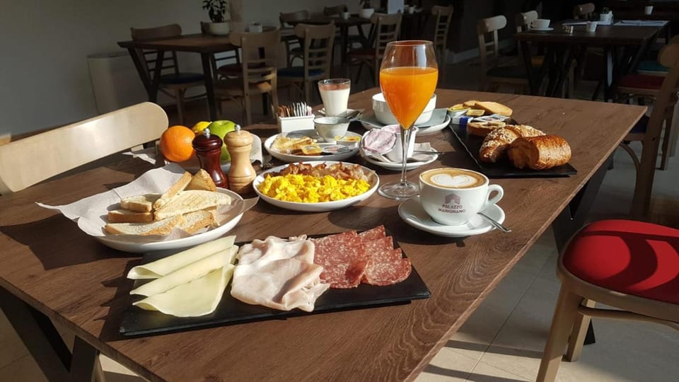 Palazzo Marignano Hotel Hotel in Lombardy